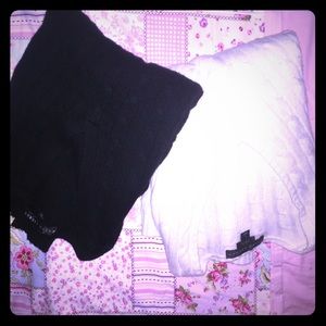 100% cashmere sweaters